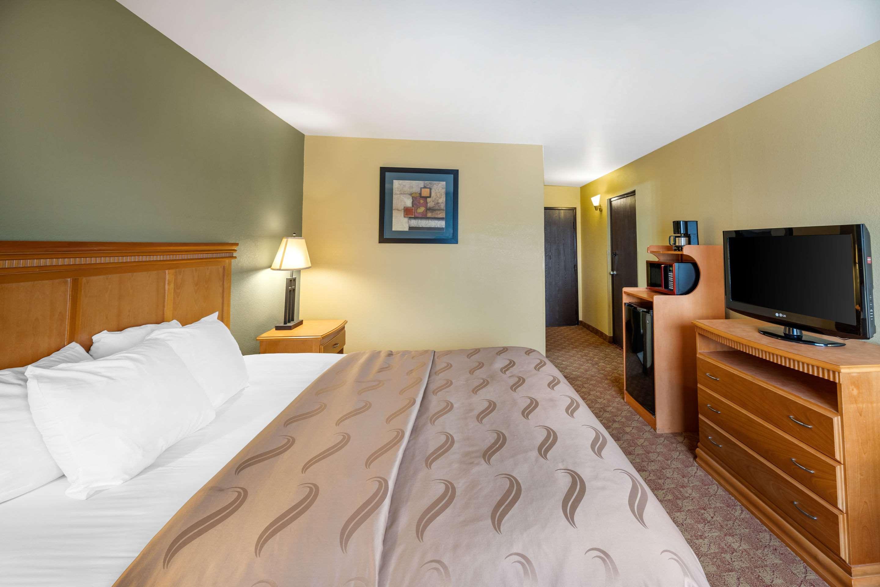 Rodeway Inn South Hutchinson Kültér fotó