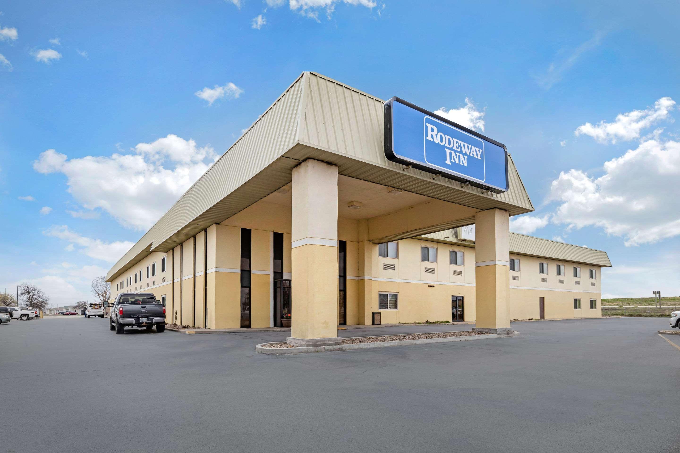 Rodeway Inn South Hutchinson Kültér fotó
