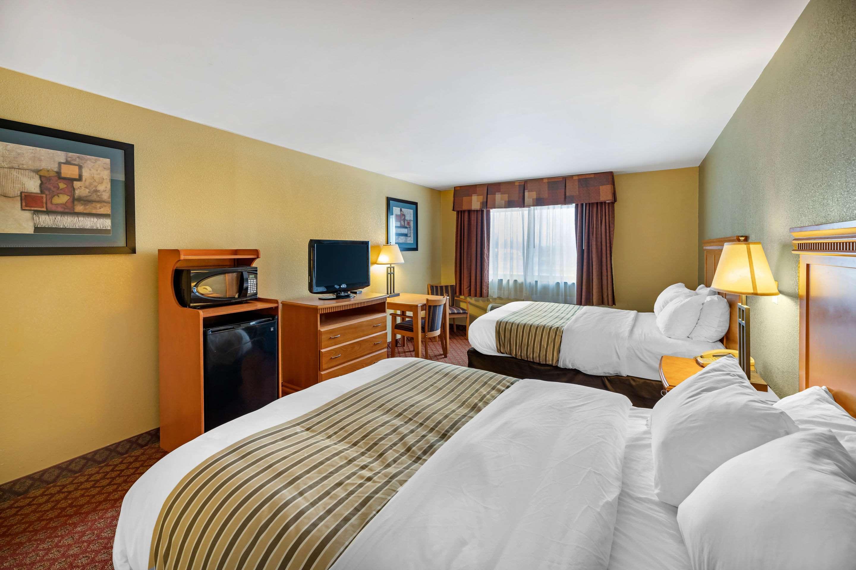 Rodeway Inn South Hutchinson Kültér fotó