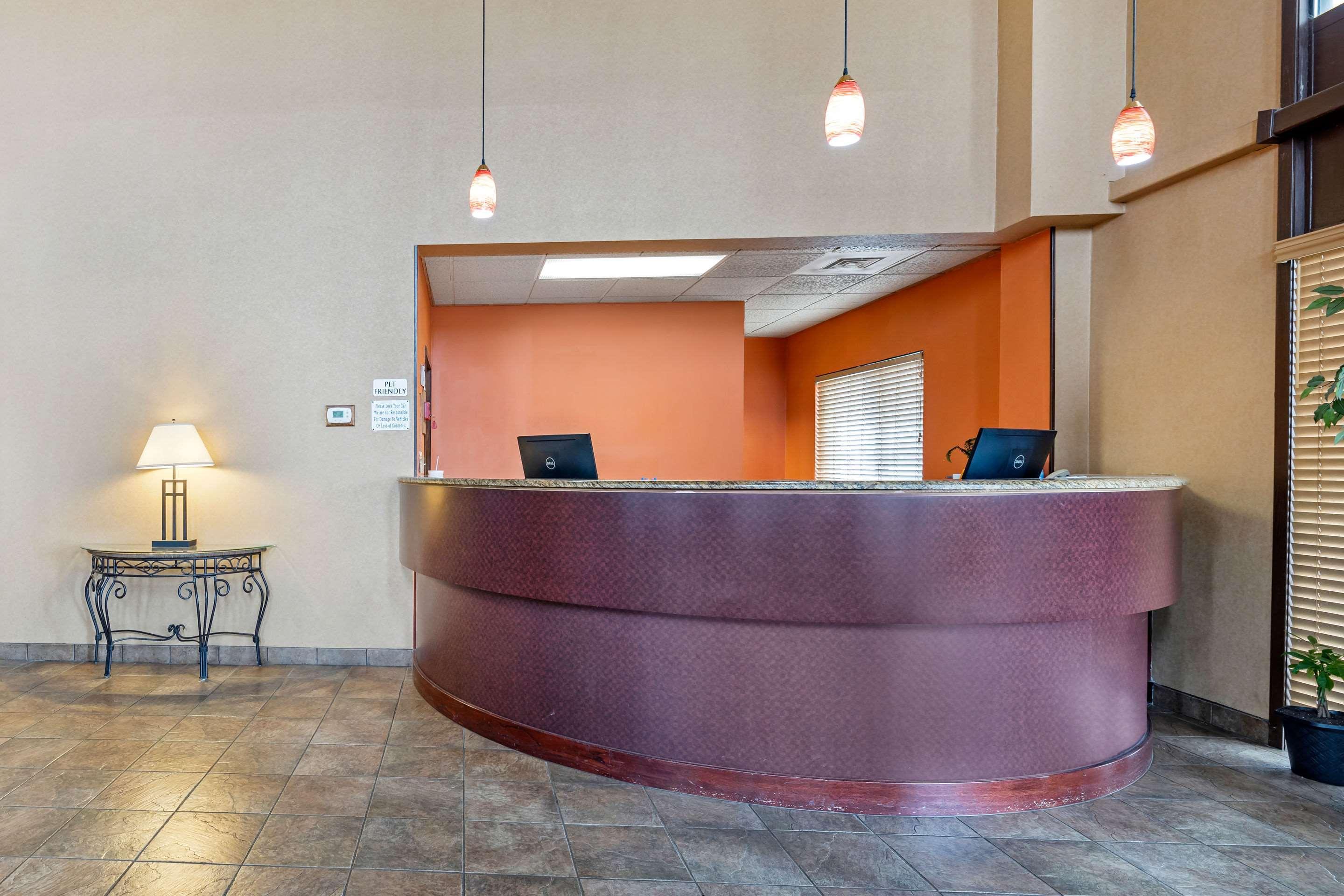 Rodeway Inn South Hutchinson Kültér fotó