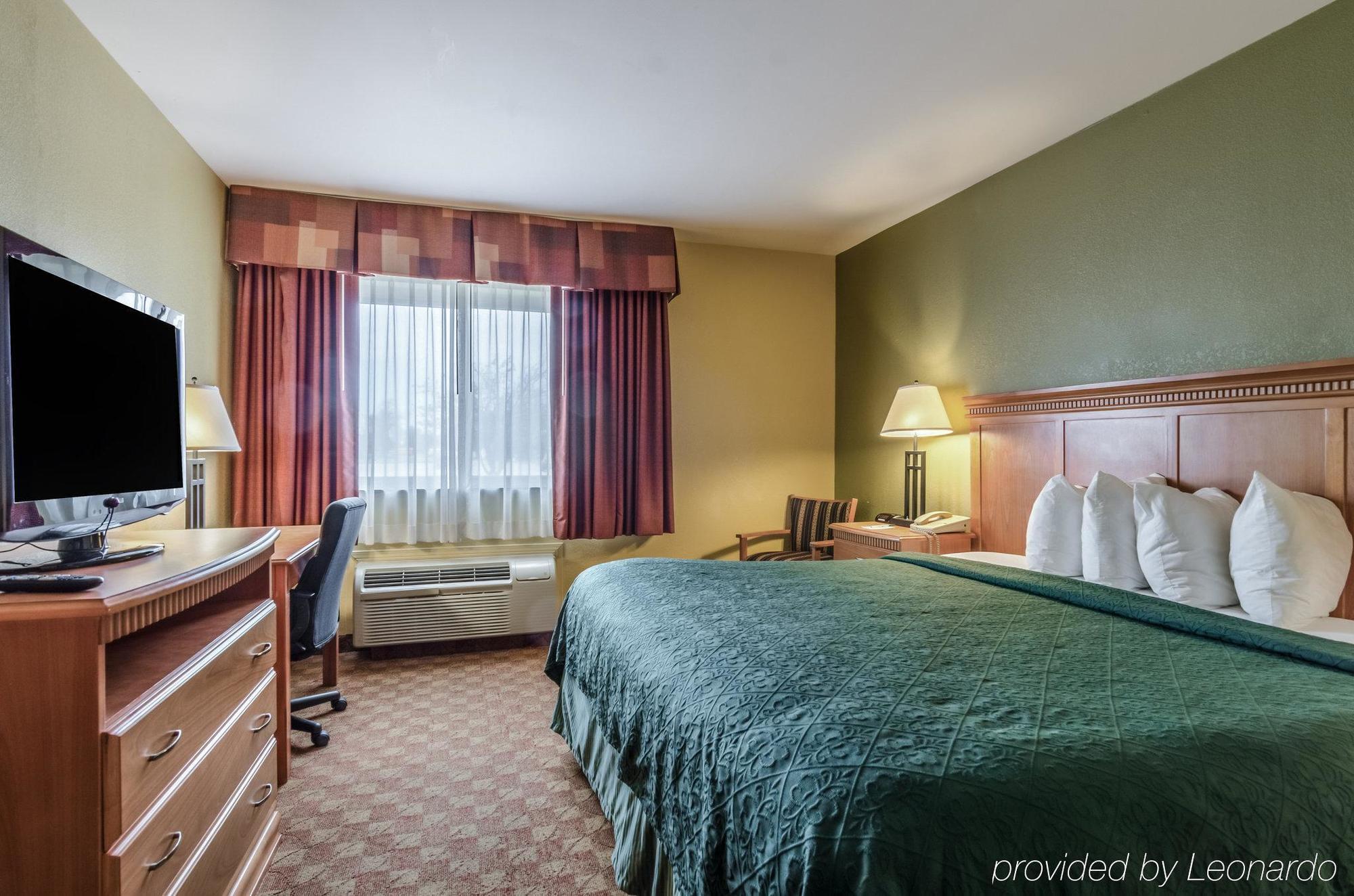 Rodeway Inn South Hutchinson Kültér fotó