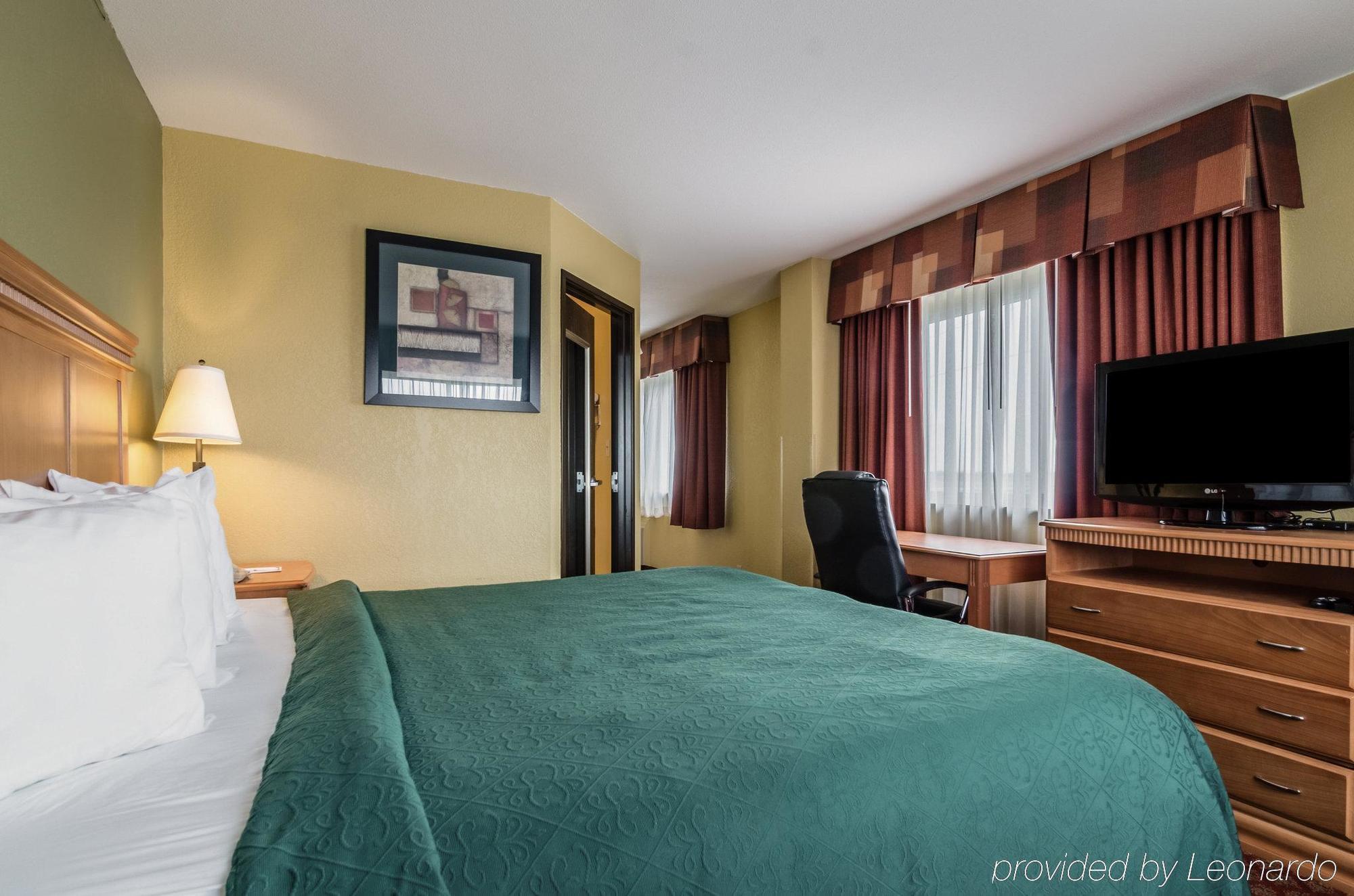 Rodeway Inn South Hutchinson Kültér fotó