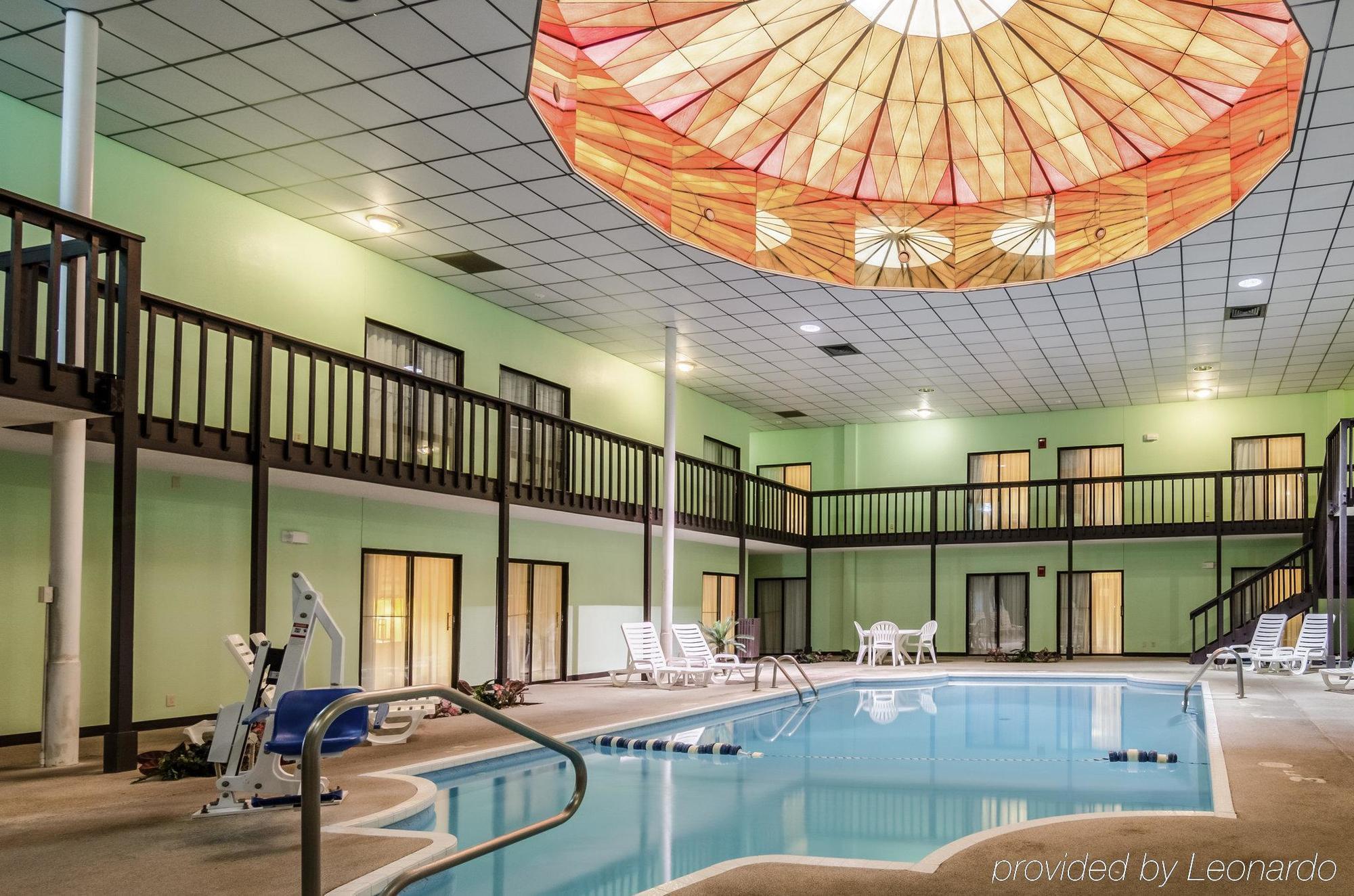 Rodeway Inn South Hutchinson Kültér fotó